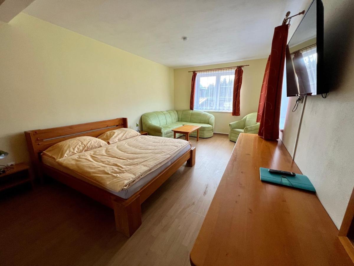 Horsky Hotel Paprsek สตาแรเมียสโต ภายนอก รูปภาพ