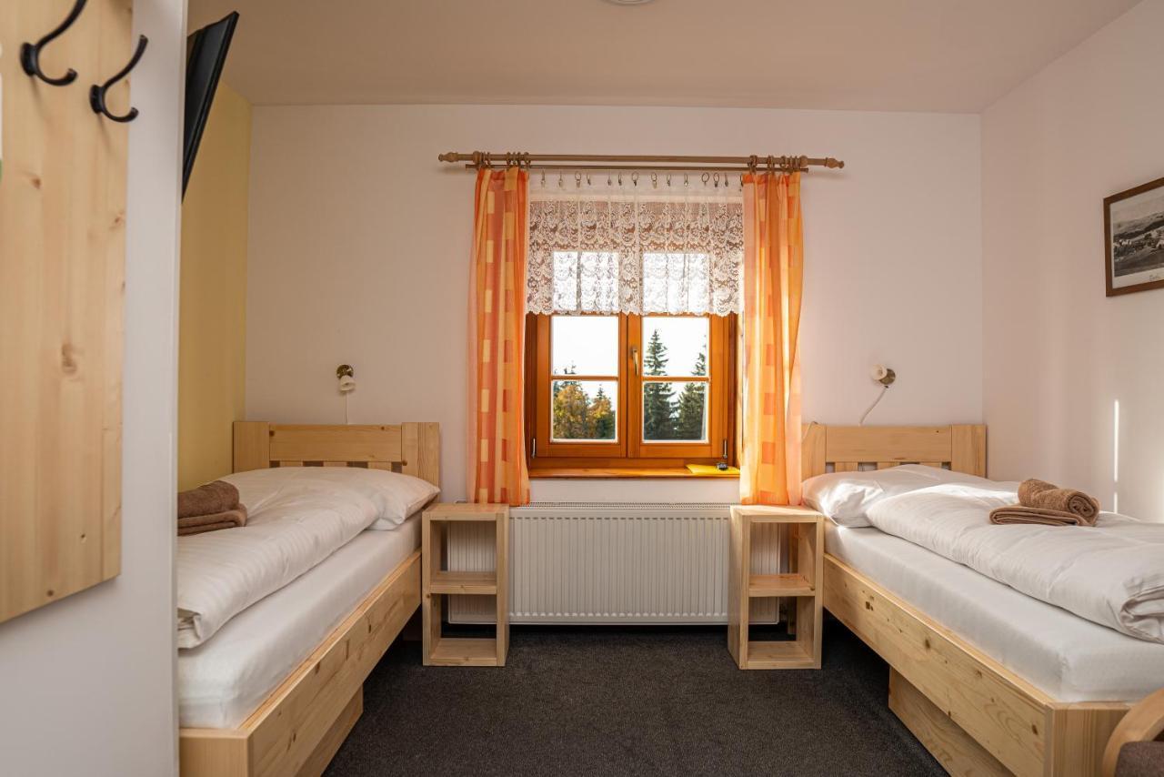 Horsky Hotel Paprsek สตาแรเมียสโต ภายนอก รูปภาพ